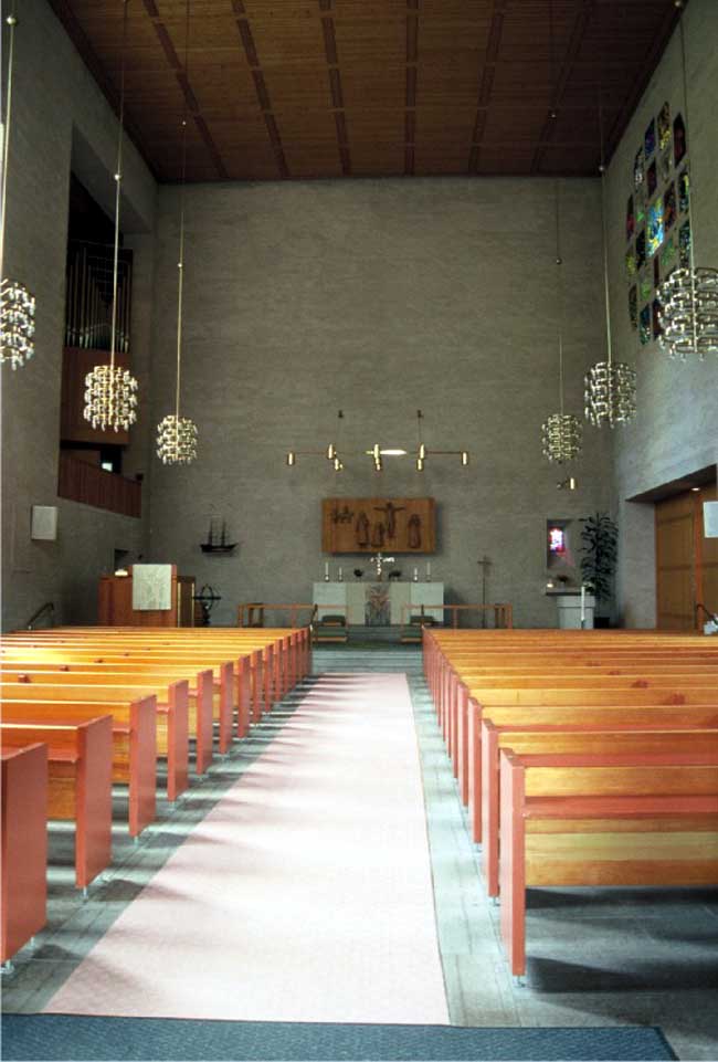 Kyrkorummet mot koret.