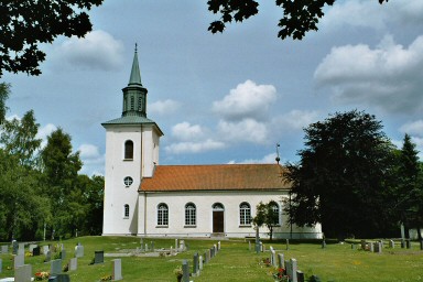 Lekåsa kyrka och kyrkogård från söder. Neg.nr. 04/160:11. JPG. 