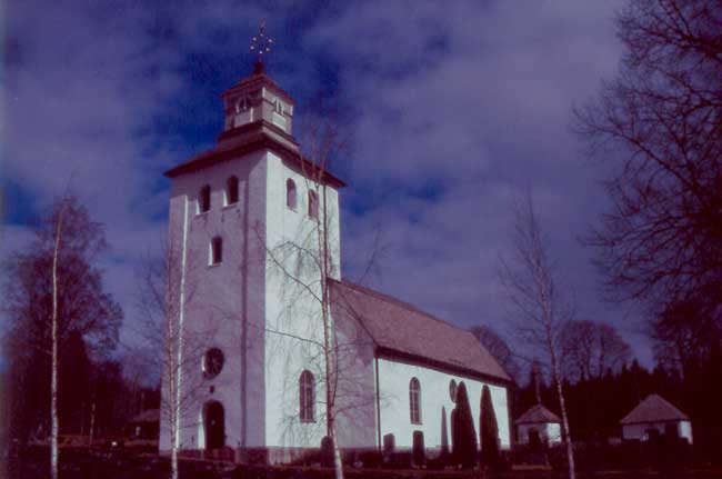 Värmskogs kyrka från sydväst.