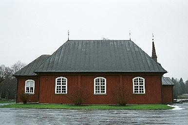 Svenasjö kyrka sedd från norr.