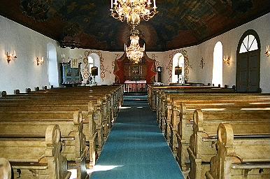 Långhuset i Hajoms kyrka sett mot koret, från V.