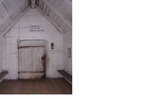 Envikens kyrka, interiör bild av vapenhuset. 
Vapenhusets interiör har underhållits med stor varsamhet. Naturligt slitage lämnas orört, för att bevara historisk atmosfär och patina. 
Digitalfoto Rolf Hammarskiöld