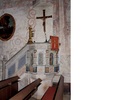 Predikstolen från mitten av 1600-talet tillhörde ursprungligen Vadstena hospitals kyrka. Den överfördes till Vika 1918 – Digitalfoto Sven-Erik Nylander