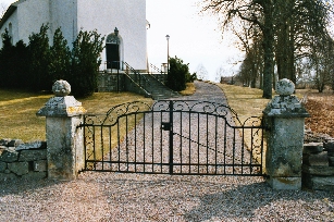 Örslösa kyrkogård. Huvudentré i nordväst.  Neg.nr 03/155:24