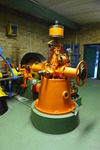 Turbinregulatorn är en centrifugalregulator Hällaryd från 1952. Den är bevarad i maskinhallen, men är inte i längre drift.
