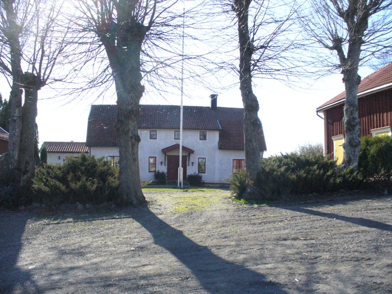 Konungsunds kyrka, prästgården från öster.