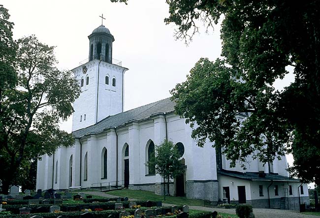 Fellingsbro kyrka från syd-öst
