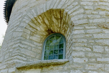 Våmbs kyrka, korfönster. 
Neg nr 02/162:14.jpg
