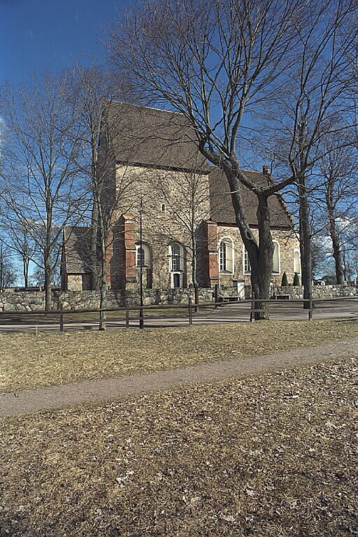 Gamla Uppsala kyrka, från sydväst