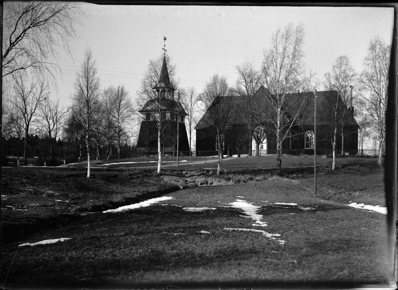 Sundborns kyrka från .söder