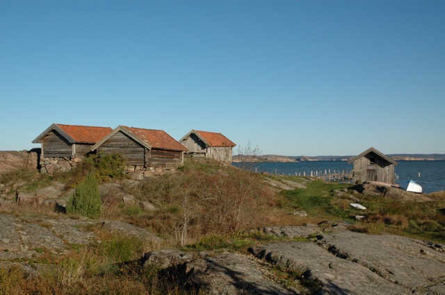 Sjöbodarna på Valsäng är unika i sitt slag. Bodarna hörde ursprungligen till gårdar och backstugesittare i trakten