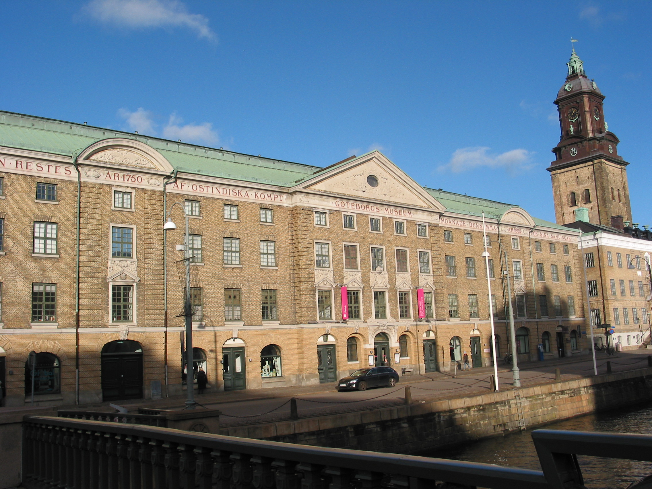 Ostindiska huset, senare Göteborgs museum. Fasad mot Norra Hamngatan.