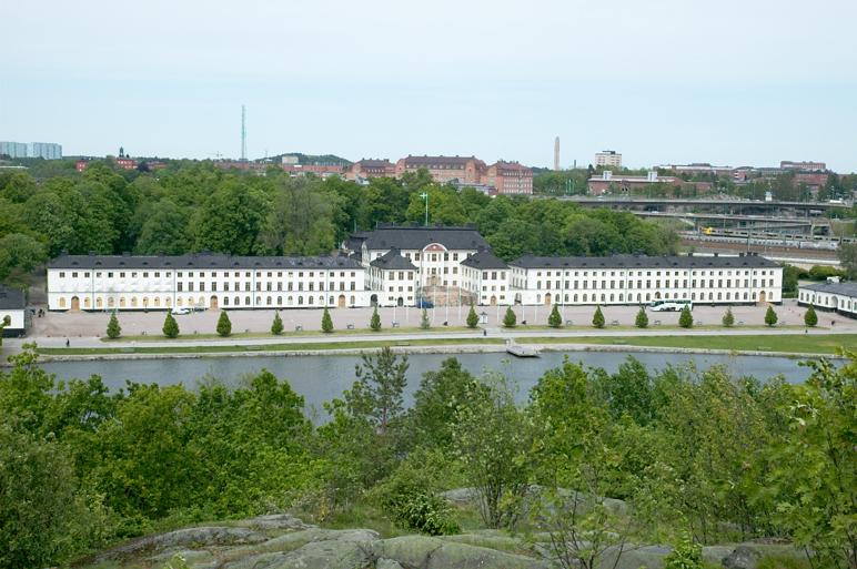 Karlbergs slott