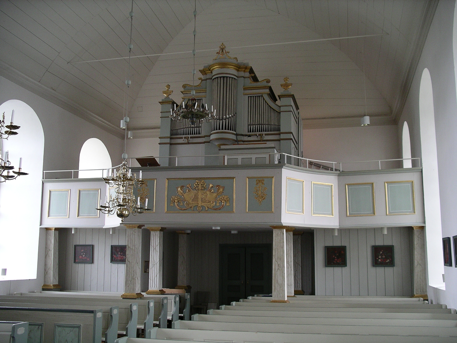 Ytterhogdals kyrka, interiör, kyrkorummet mot väster.


Bilderna är tagna av Christina Persson & Isa Lindkvist vid Jämtlands läns museum i samband med inventeringen 2005-2006. 